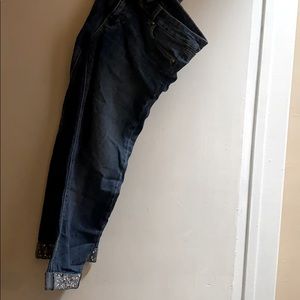 Slim ankle pair of jeans
